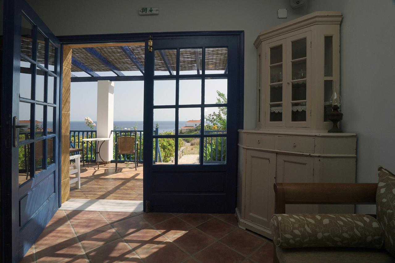Akrotiri Hotel Platia Ammos Exterior photo