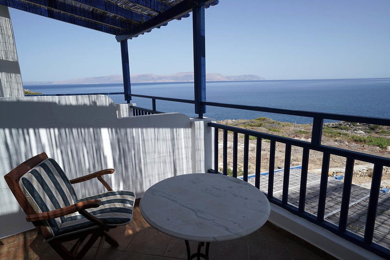 Akrotiri Hotel Platia Ammos Exterior photo