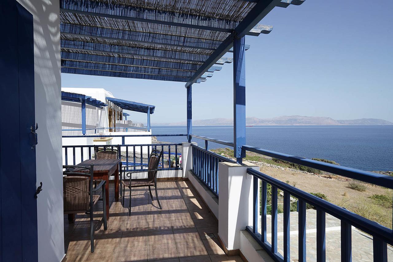 Akrotiri Hotel Platia Ammos Exterior photo