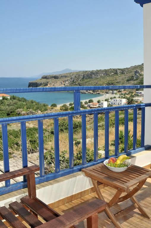 Akrotiri Hotel Platia Ammos Exterior photo